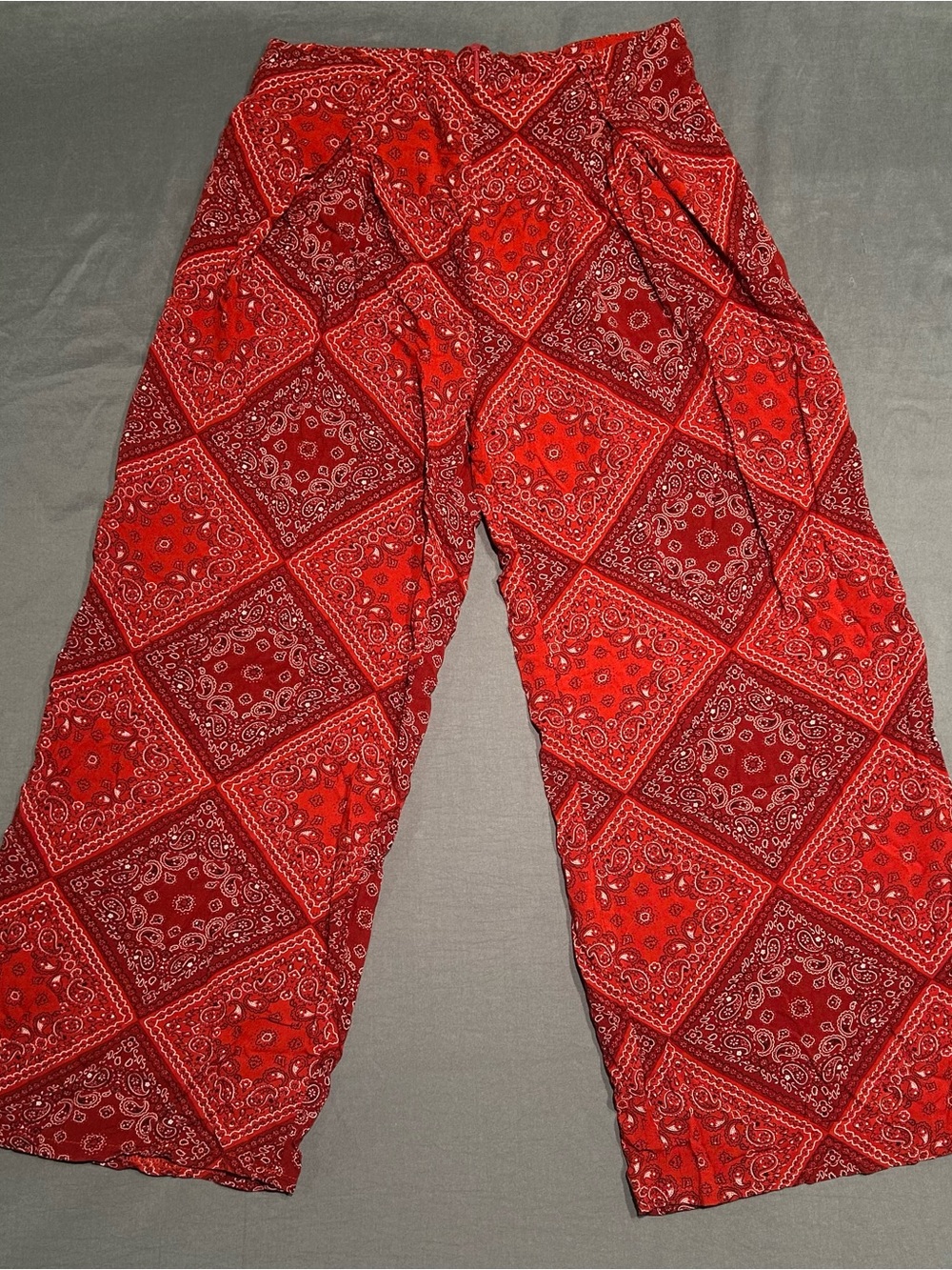 Red Paisley Bandana Print Flowy Wide Leg Ankle Length Pants